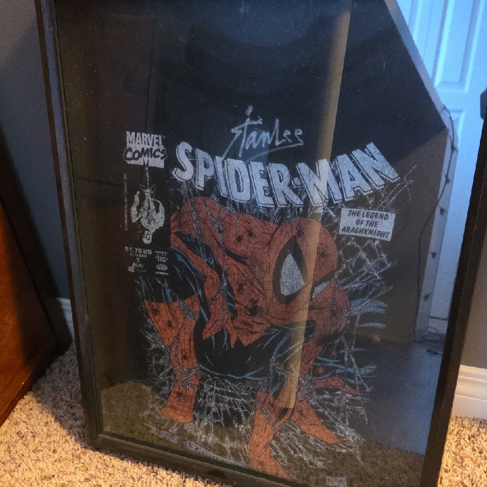 Stan Lee Autograph Spider Man T-shirt